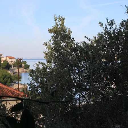 Seaside Holiday House Razanj, Rogoznica - 7514 * Rogoznica (Sibenik-Knin)